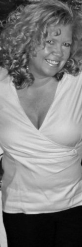 Denise Momburg
