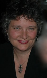 Gwen Longbotham