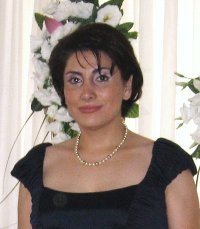 Noushin Tehrani