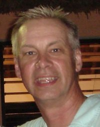 Douglas Starr