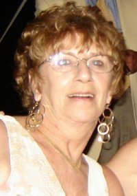 Elinor Warn
