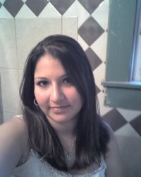 Amanda Flores