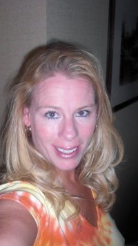 Sandee Toenyes