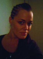 Stephanie Simms