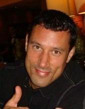 Derek Vecchione