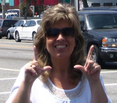 Leslie Peterson