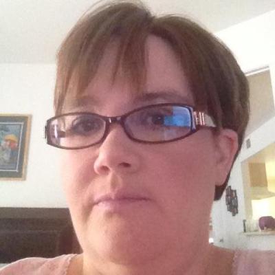 Tina Nicholson