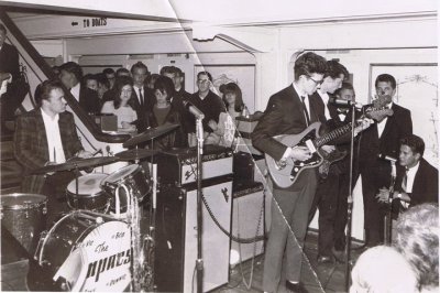 Dennis Moreton