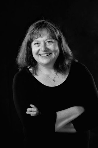 Lanora Mueller