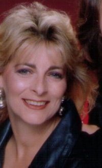 Rosanne Stella