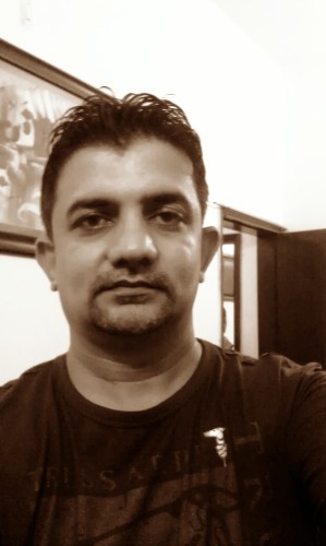 Zeeshan Khawaja