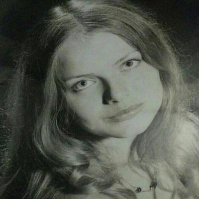 Linda Hayes