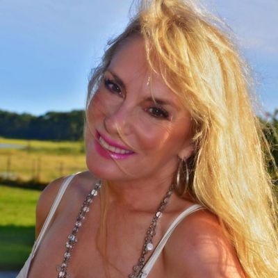 Leslie Caywood