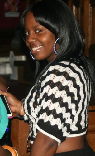 Kneshia Currence