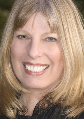 Julie Lang