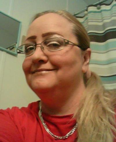 Lynda Esquivel