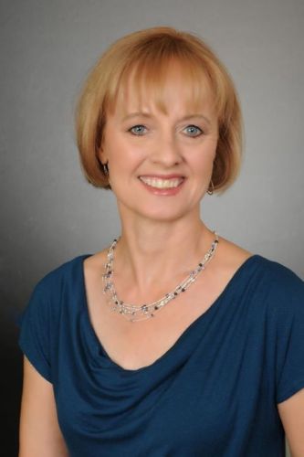 Anne Nelson