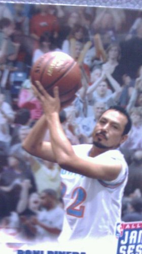 Roni Pineda