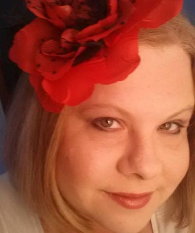 Lisa Rowe