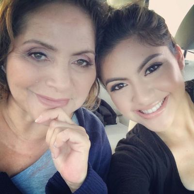 Zoila Tapia