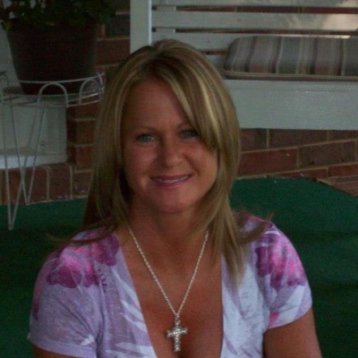 Angela Leonard