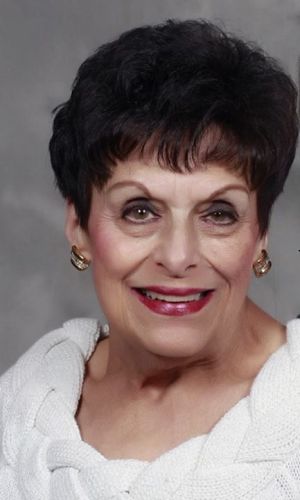Anita Camar