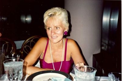 Suzanne Farris