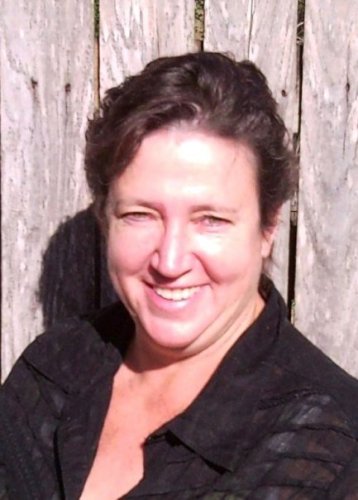 Lisa Travis