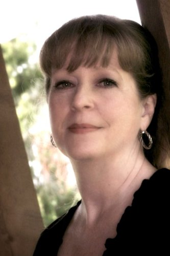 Jonette Lee