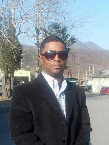 Derrick Dixon