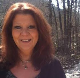 Joanne Garland