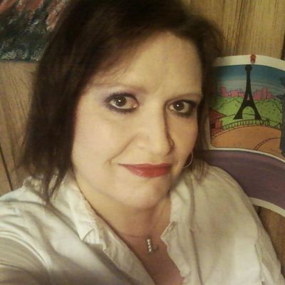 Lisa Vaughan