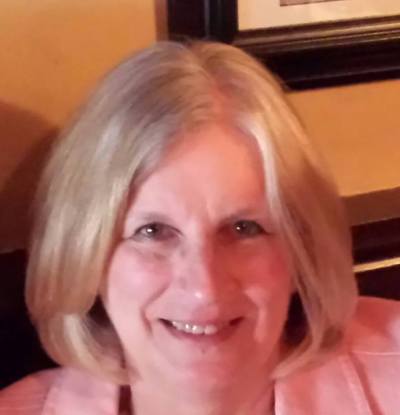 Gloria Lowe