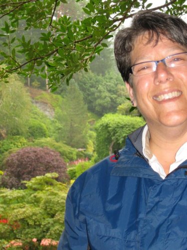Gayle Weiss