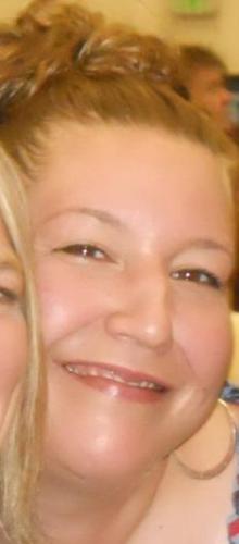 Holly Knowles