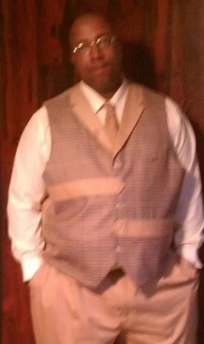 Carlos Andrews
