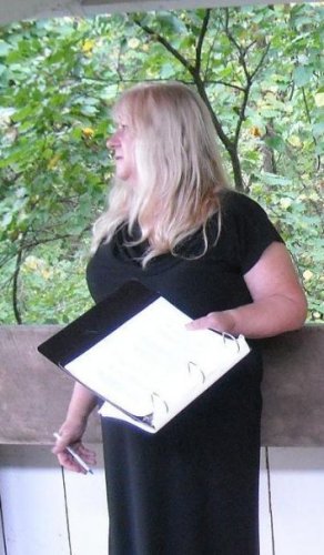 Carol Schleich
