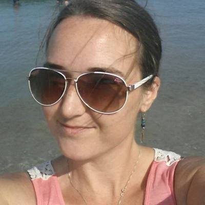 Amy Dostie
