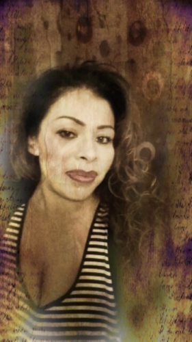 Suzanna Cruz