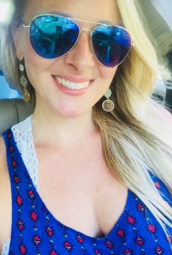 Karrie Ezelle